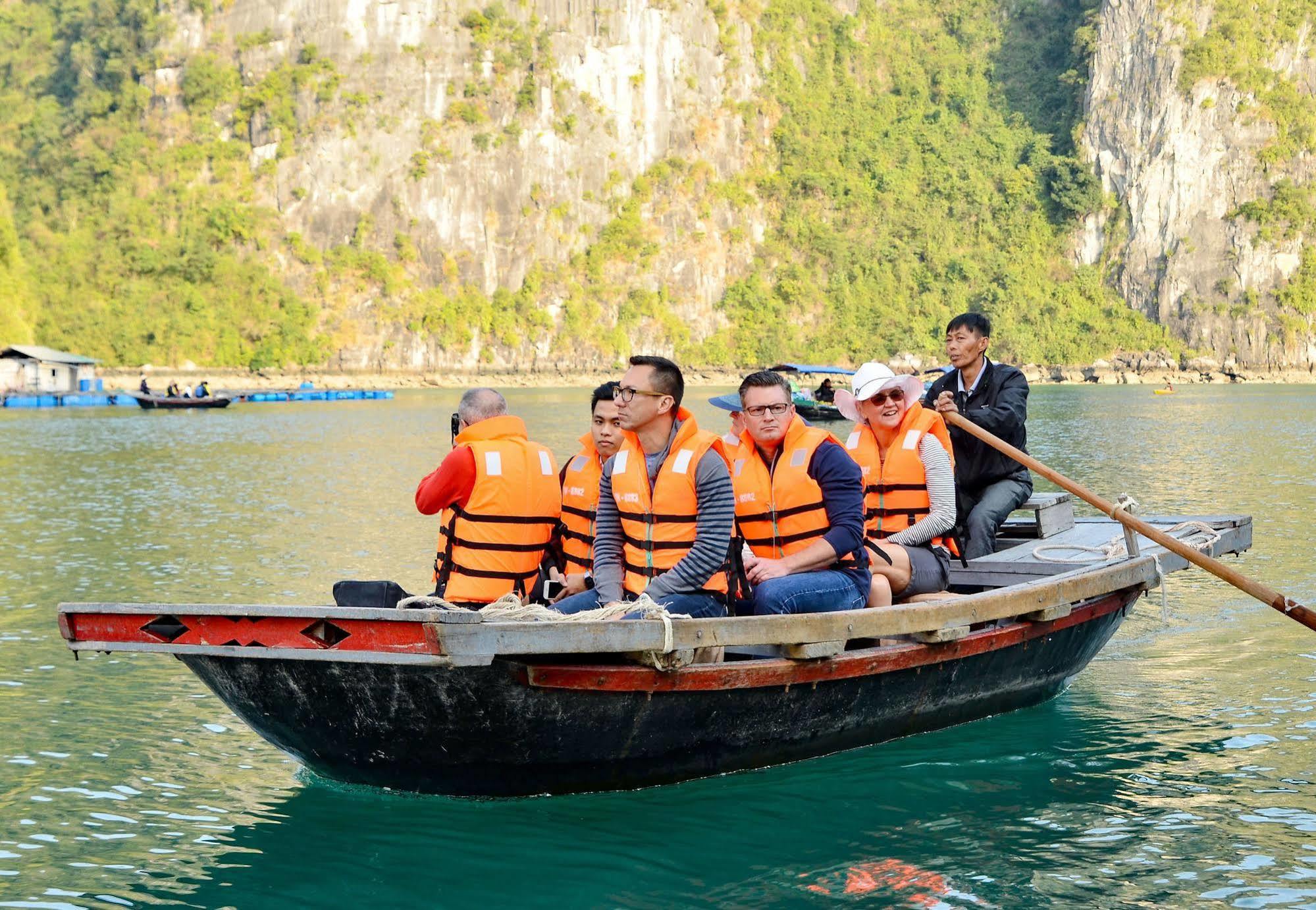 Paradise Sails Cruise Халонг Экстерьер фото