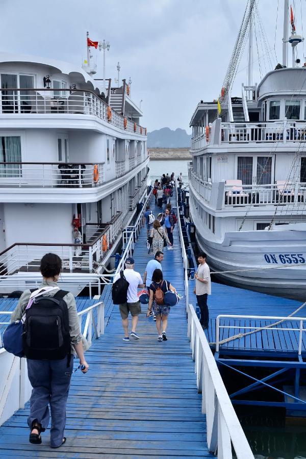 Paradise Sails Cruise Халонг Экстерьер фото